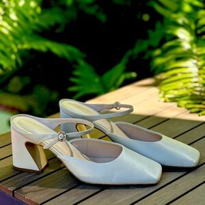 Elegant cream Women's Heels
